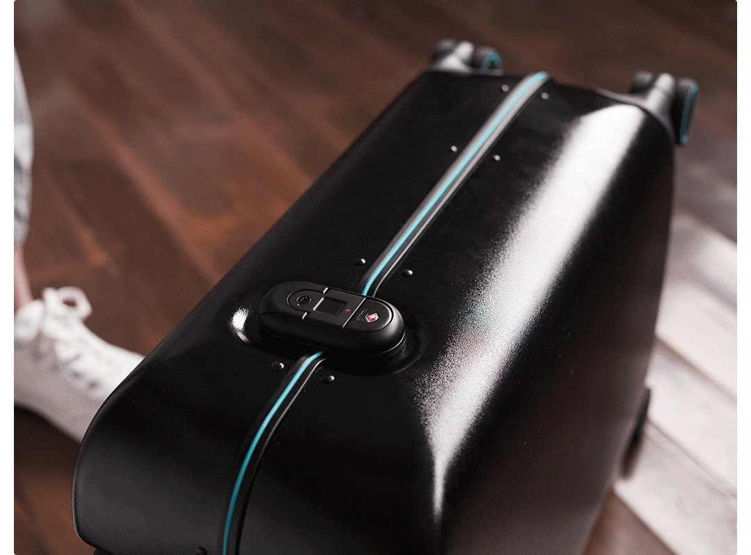 90FUN suitcase